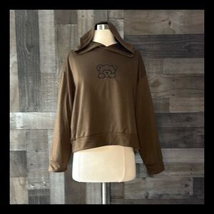 Romwe brown cropped hoodie girls medium teddy bear whimsical girlhoodcore skater